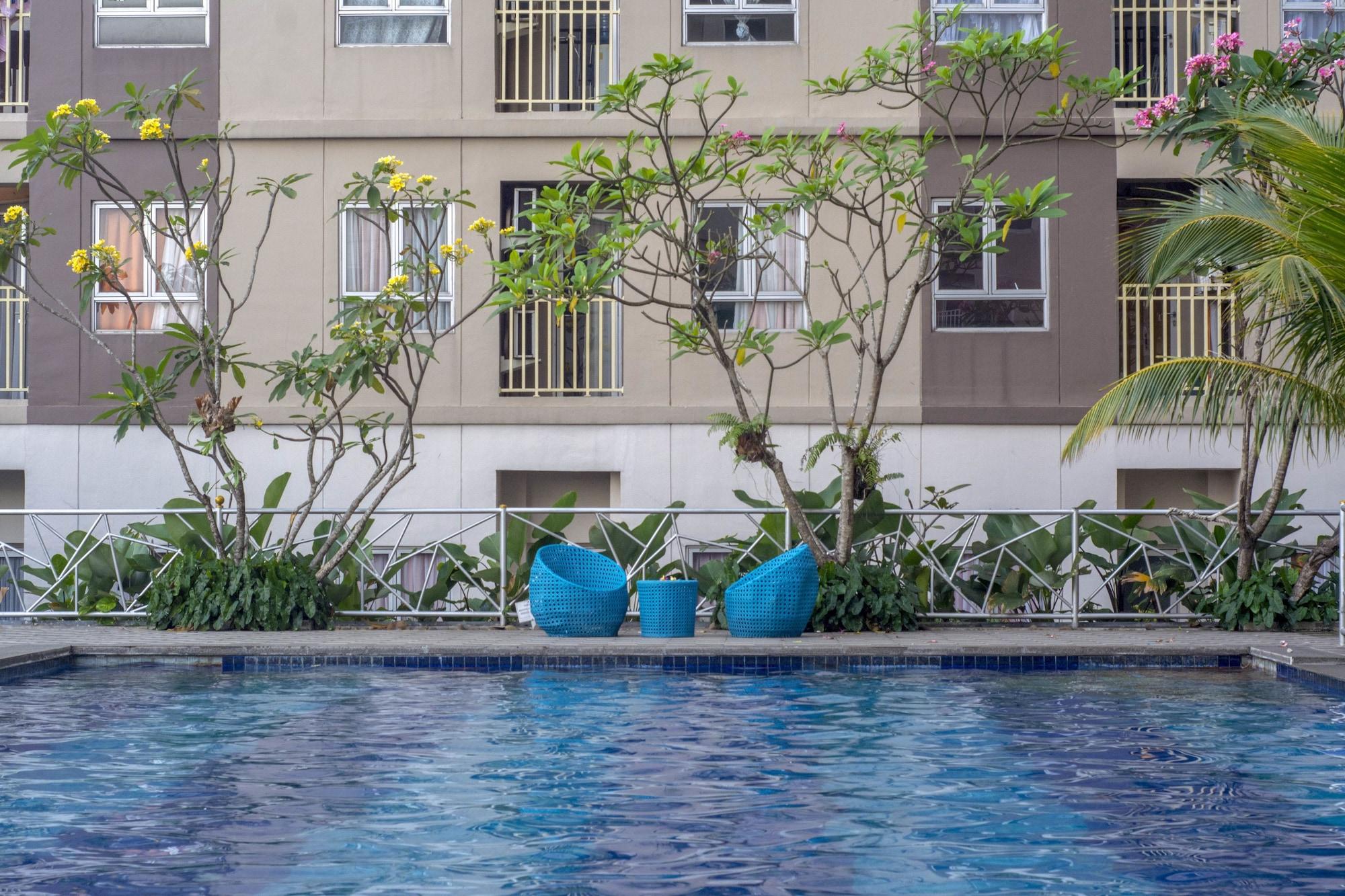 Titanium Express Homtel Hotell Jakarta Exteriör bild