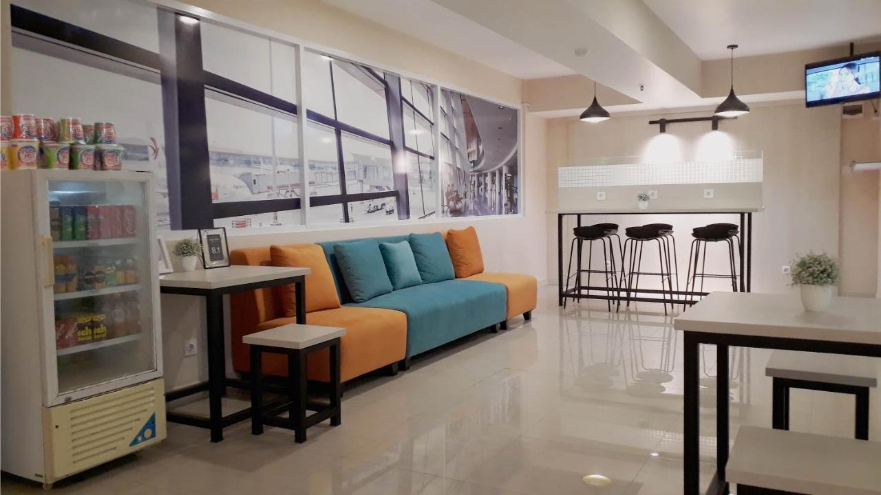 Titanium Express Homtel Hotell Jakarta Exteriör bild