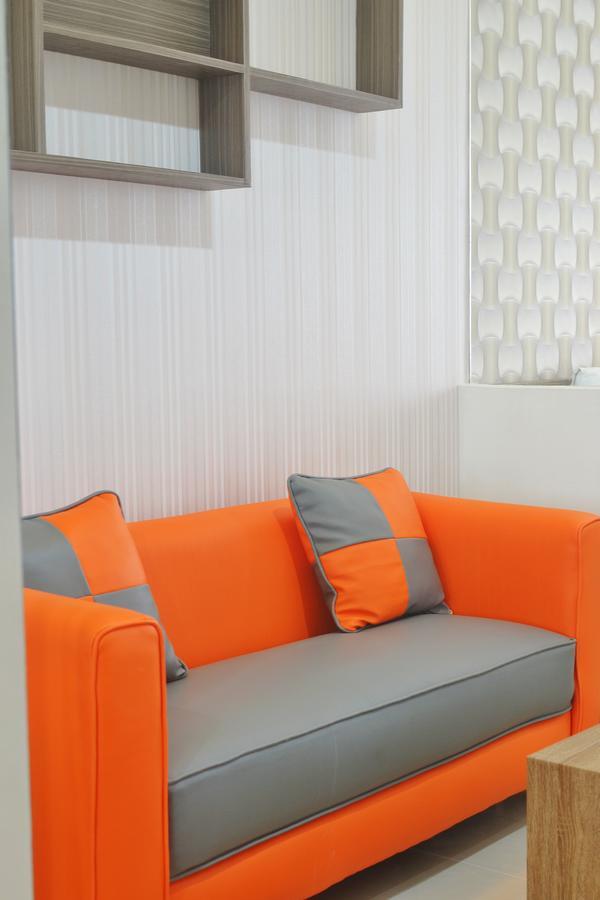 Titanium Express Homtel Hotell Jakarta Exteriör bild