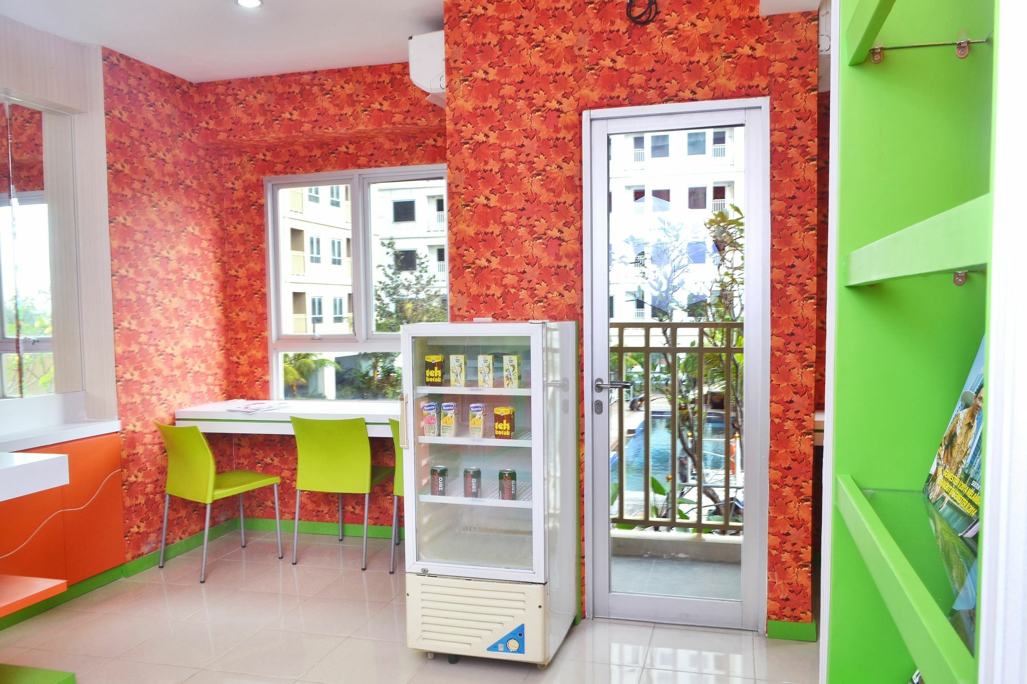 Titanium Express Homtel Hotell Jakarta Exteriör bild
