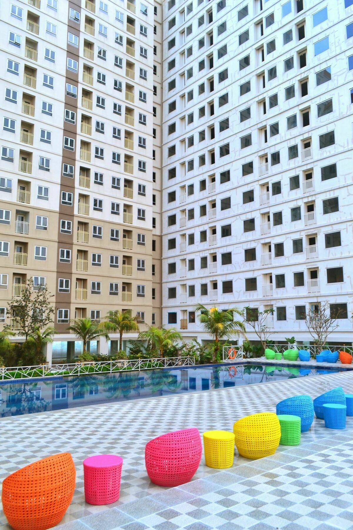 Titanium Express Homtel Hotell Jakarta Exteriör bild