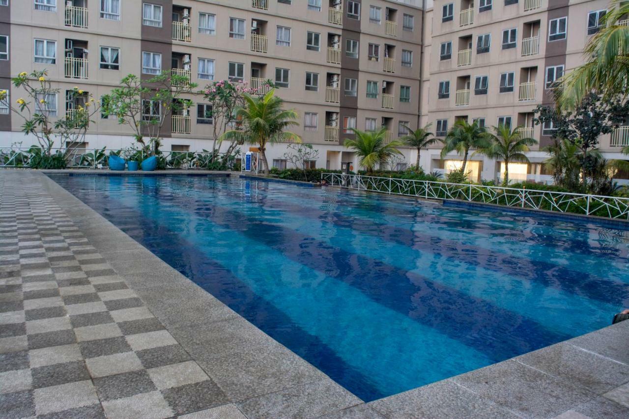 Titanium Express Homtel Hotell Jakarta Exteriör bild